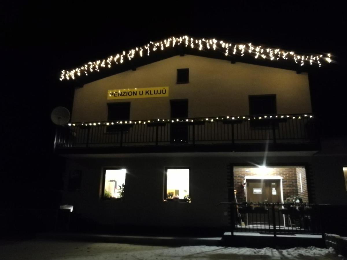 Penzion U Kluju Vestin Exteriör bild