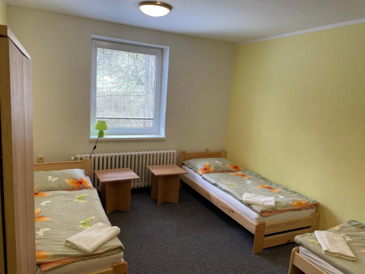 Penzion U Kluju Vestin Exteriör bild