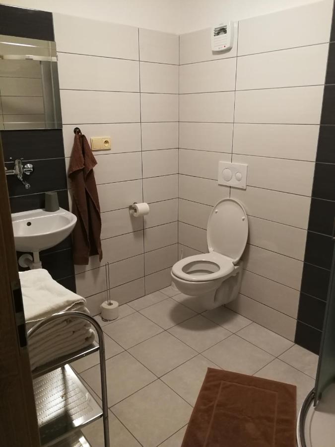 Penzion U Kluju Vestin Exteriör bild